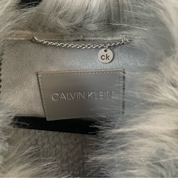 NWT Calvin Klein Asymmetrical Faux Shearling Grey LG (US 12-14) - Picture 10 of 12